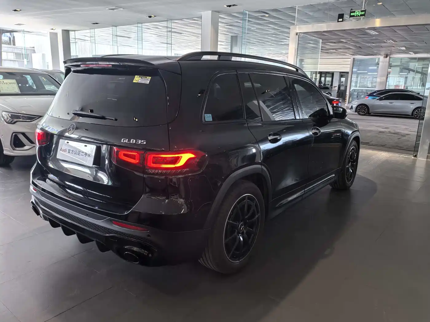 Mercedes-Benz GLB AMG 2021 Facelift AMG GLB 35 4MATIC фото 4
