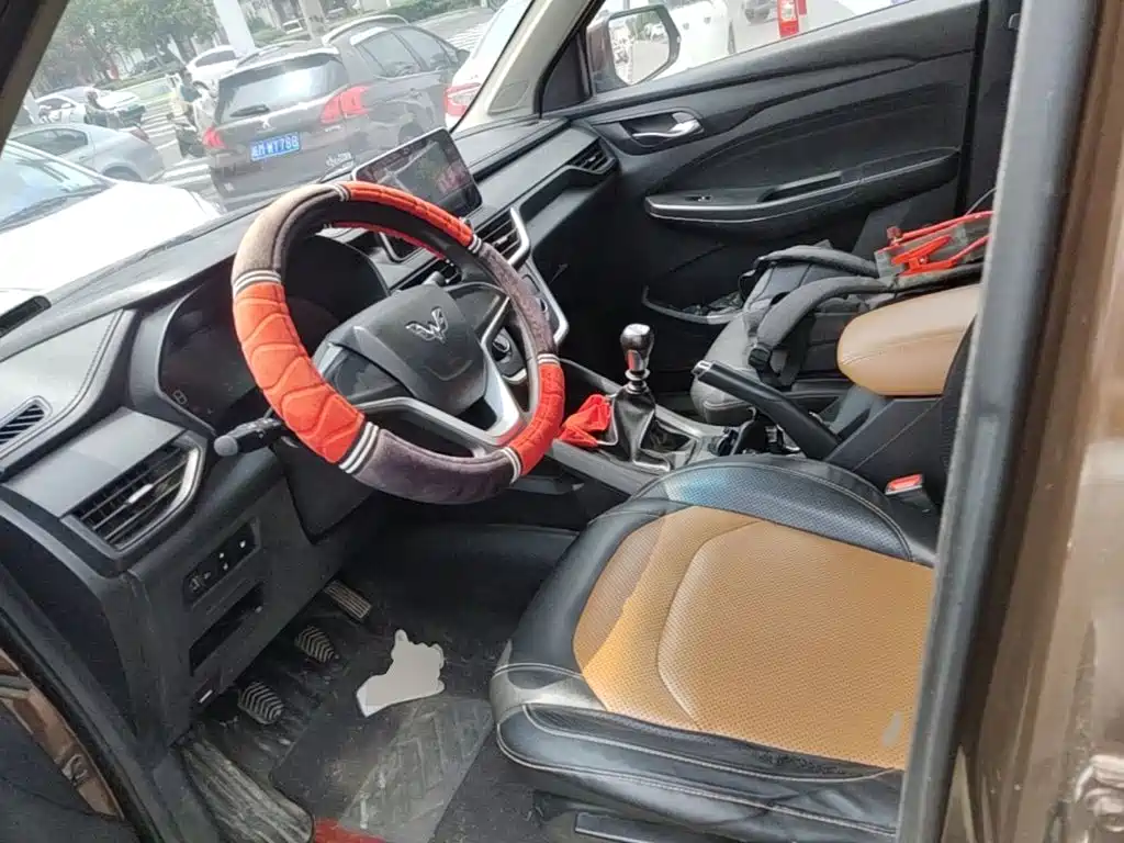 Wuling Motors Wuling Hongguang S3 2019 2018 1.5L Manual Comfort China V