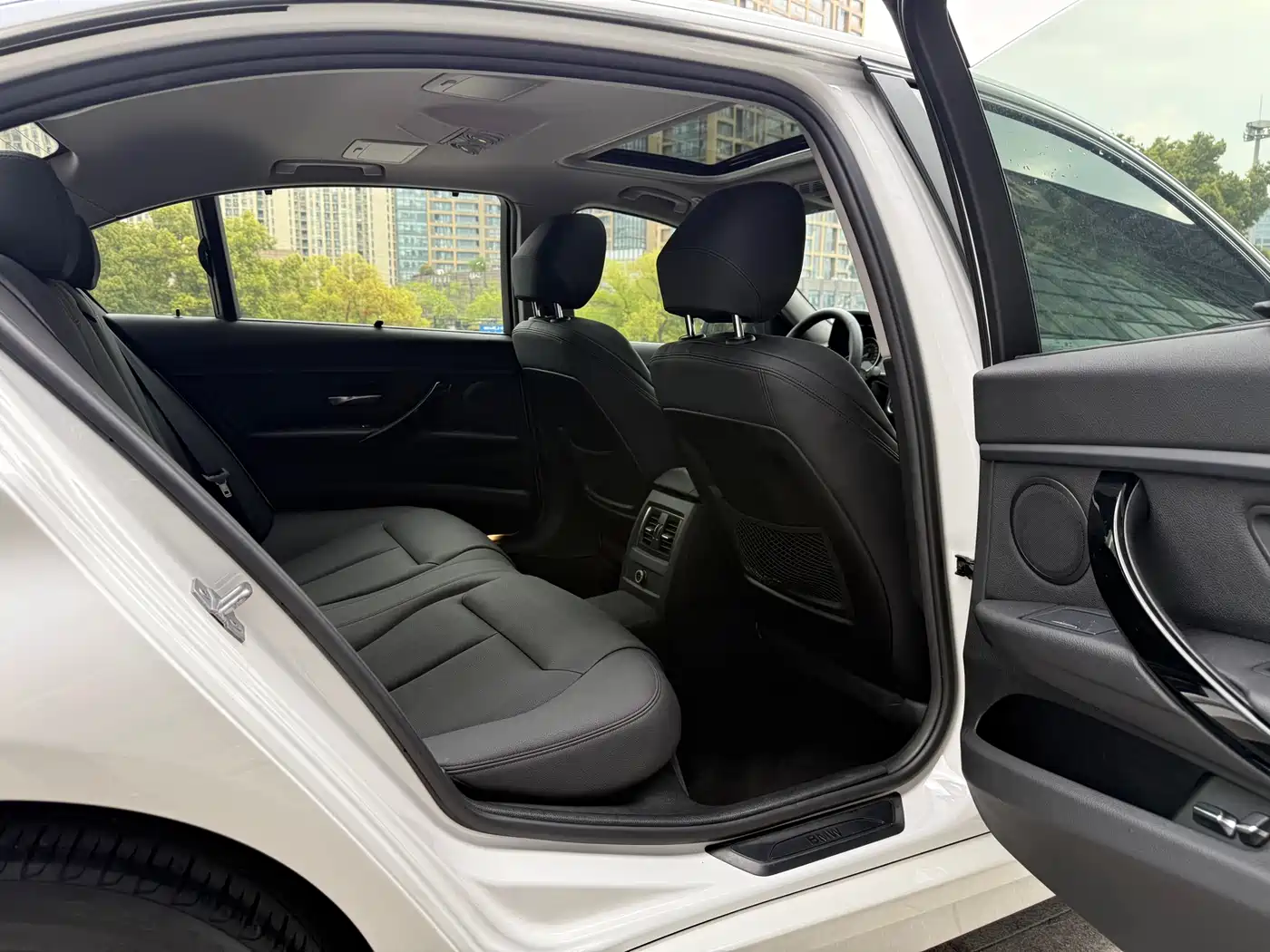 BMW 3 Series 2019 320Li Fashion Type фото 6
