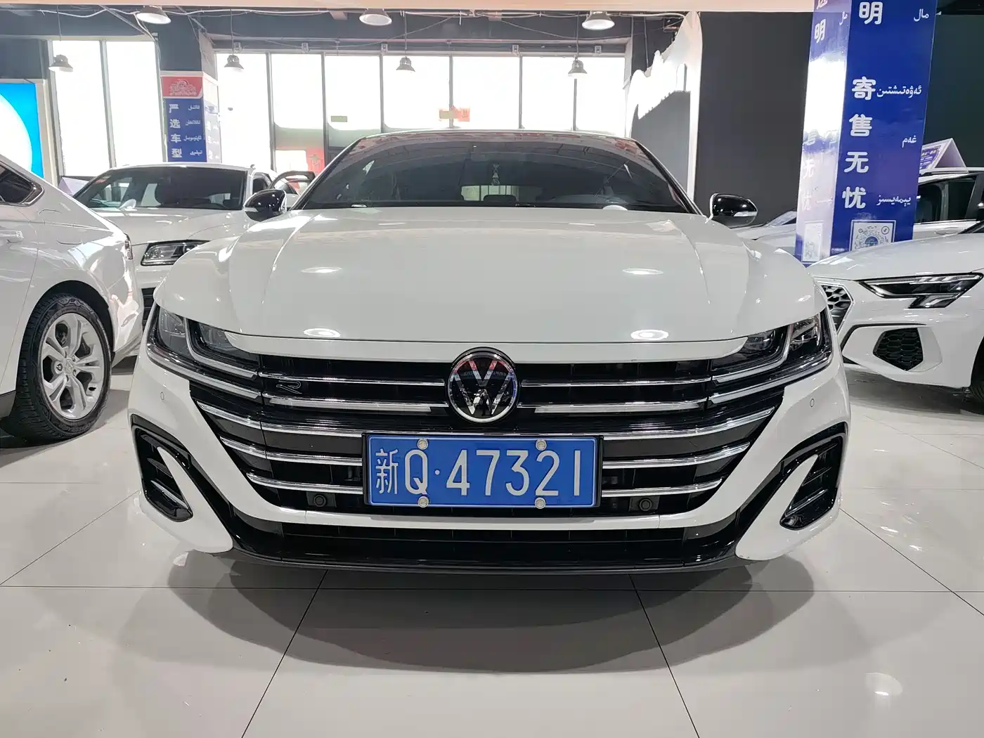 Volkswagen FAW-Volkswagen CC 2021 380TSI Eye-catching Edition 30th Anniversary фото 2