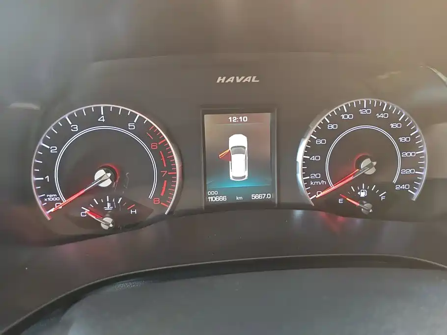 Фото 14 - Haval F5