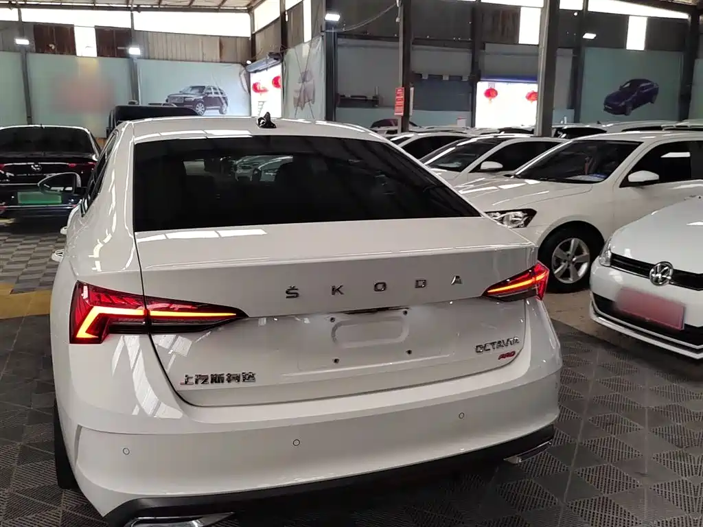SKODA OCTAVIA