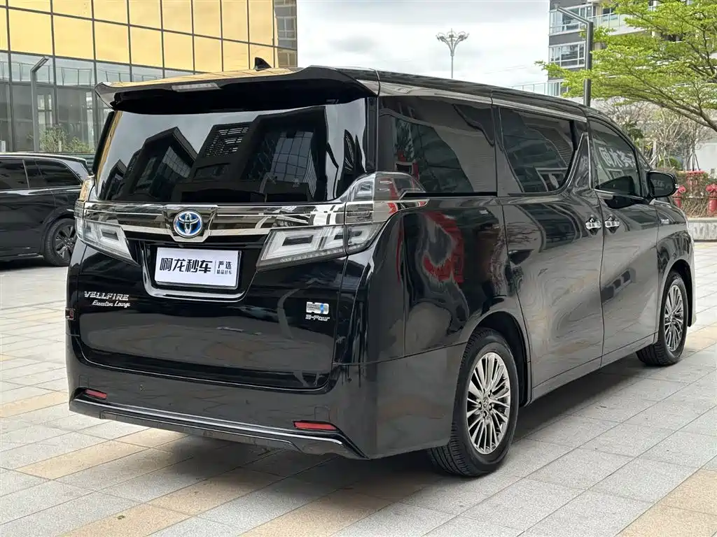 Toyota Vellfire 2020 Twin Engine 2.5L HV Premium Edition фото 6