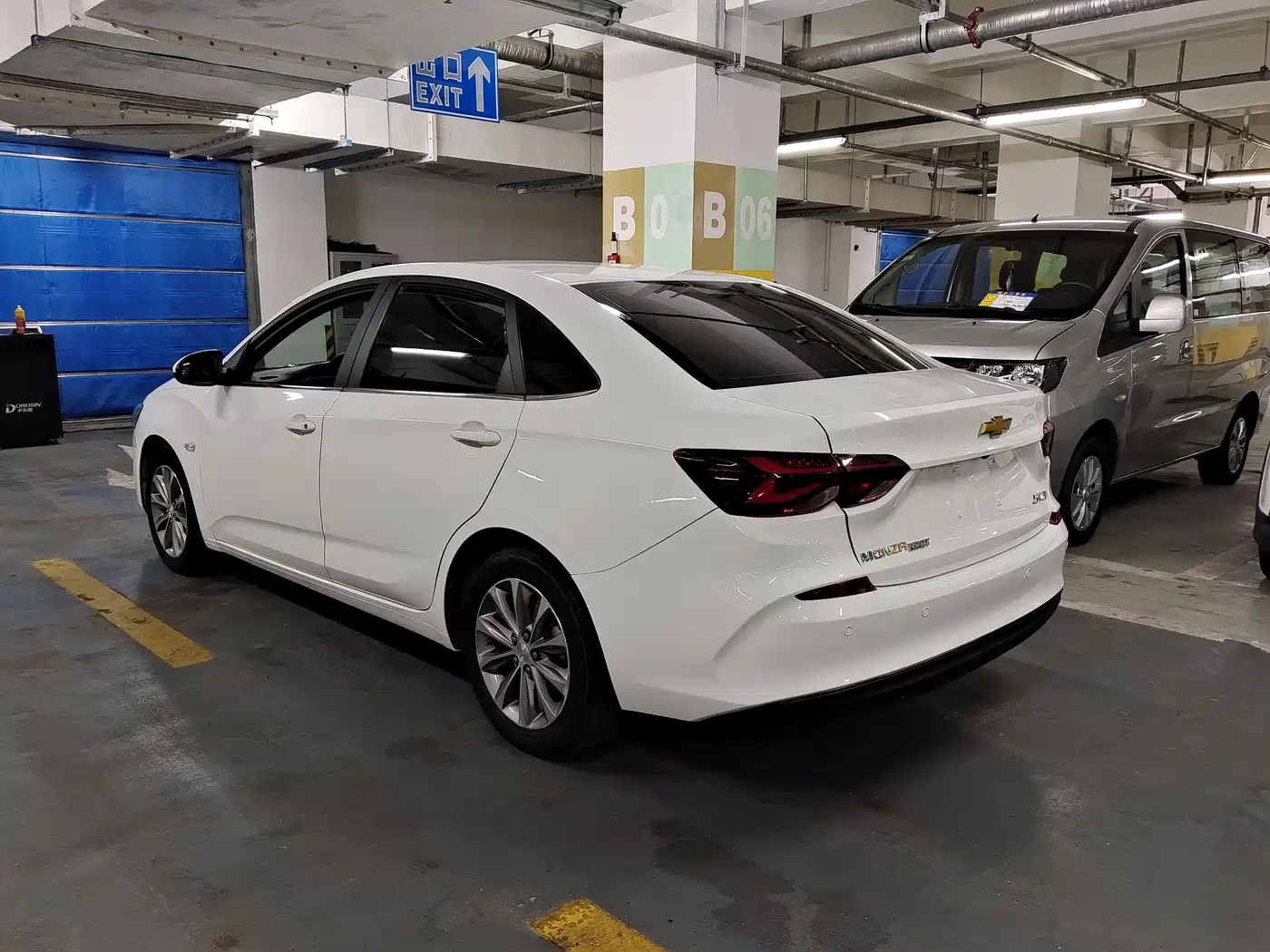 CHEVROLET CRUZE