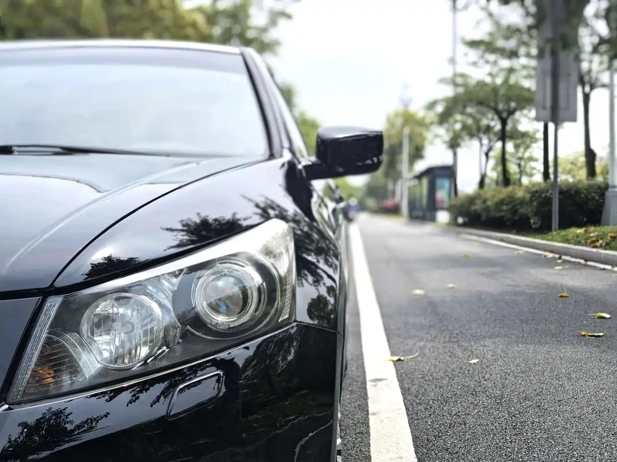 Фото 11 - Honda Accord