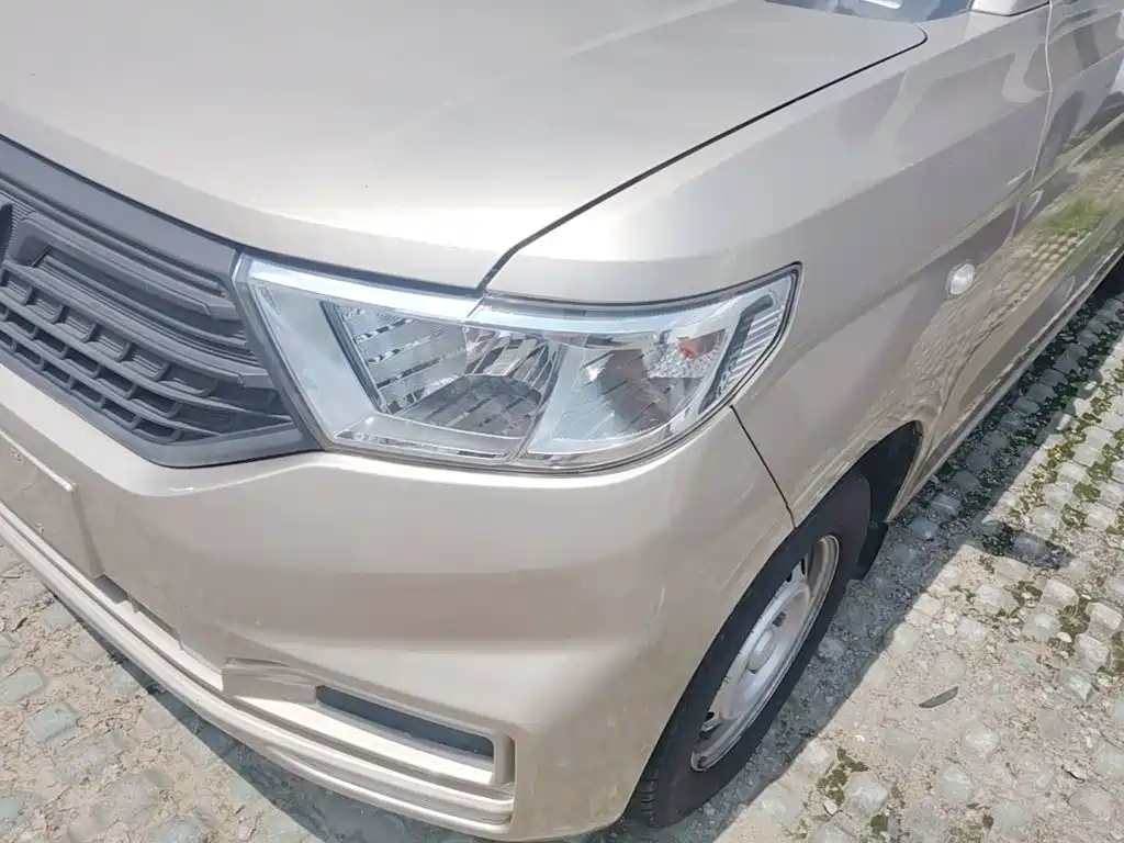 Wuling Motors Wuling Hongguang V 2024 2022 1.5L Dynamic Edition Hydraulic Power Steering LAR