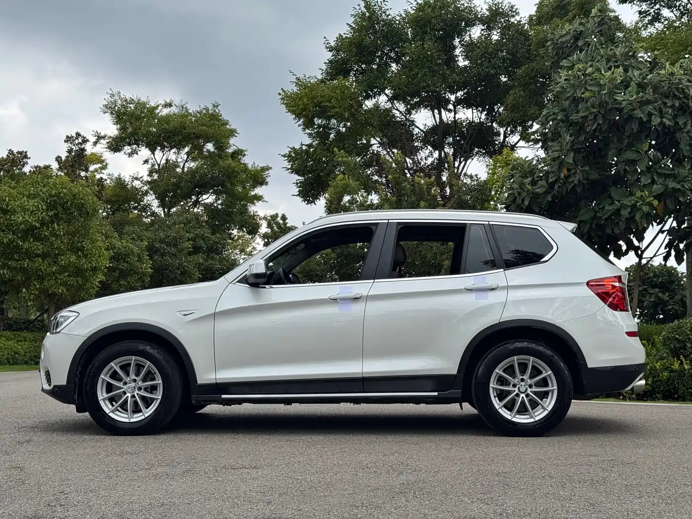 BMW X3 (Import) 2017 2016 sDrive20i