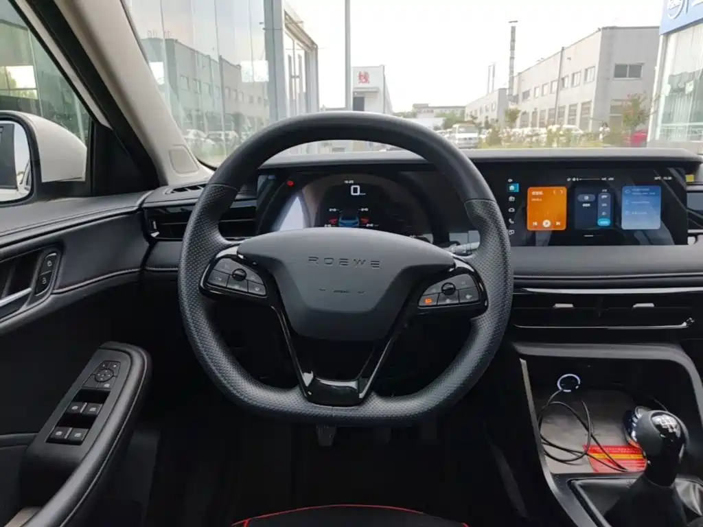 Roewe i5 2025 2026 1.5L Manual Comfort