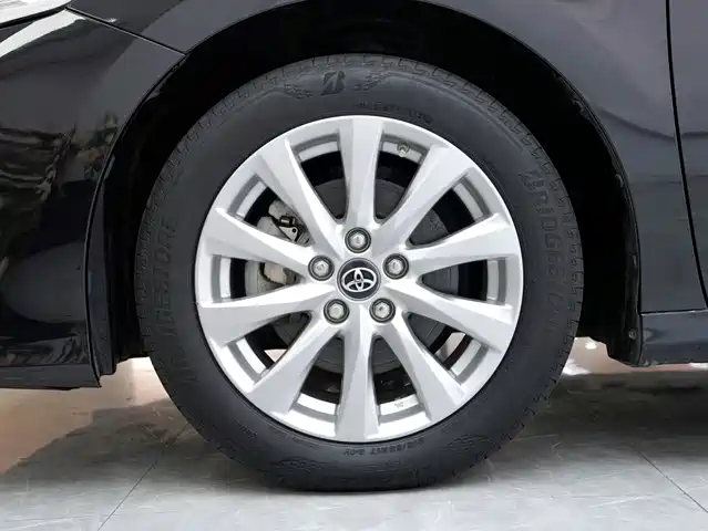 Toyota Camry 2019 Facelift 2.0G Luxury Edition — фото 5