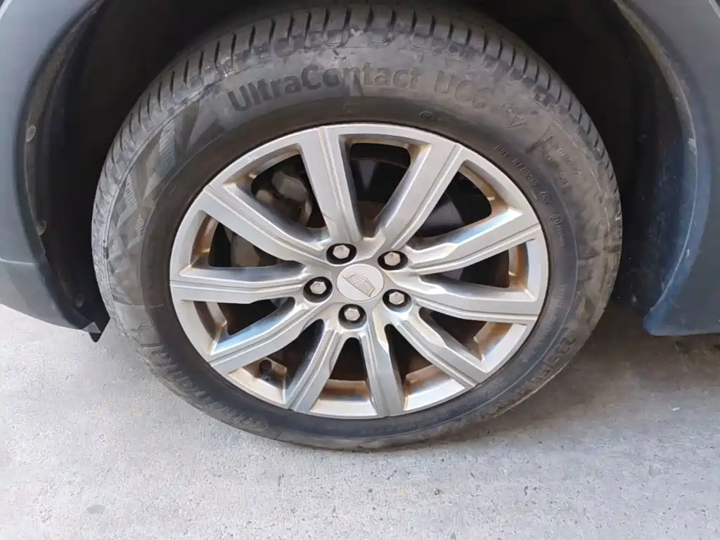 Cadillac XT4 2019 2018 28T FWD Leading Edition
