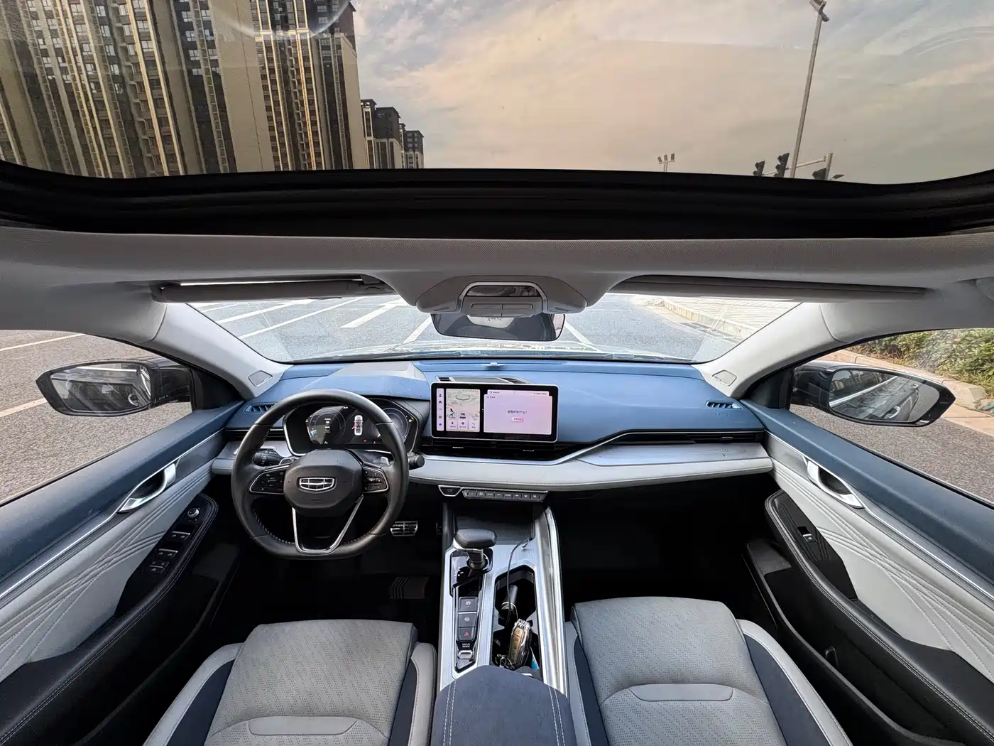 GEELY AUTOMOBILE XINGRUI