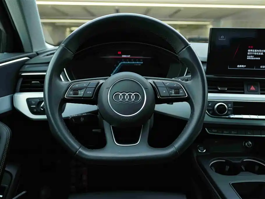 Audi A4L 2022 40 TFSI Luxury Dynamic фото 18