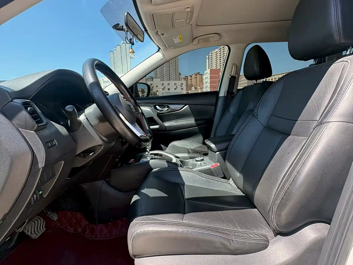 Фото 7 - Nissan X-Trail
