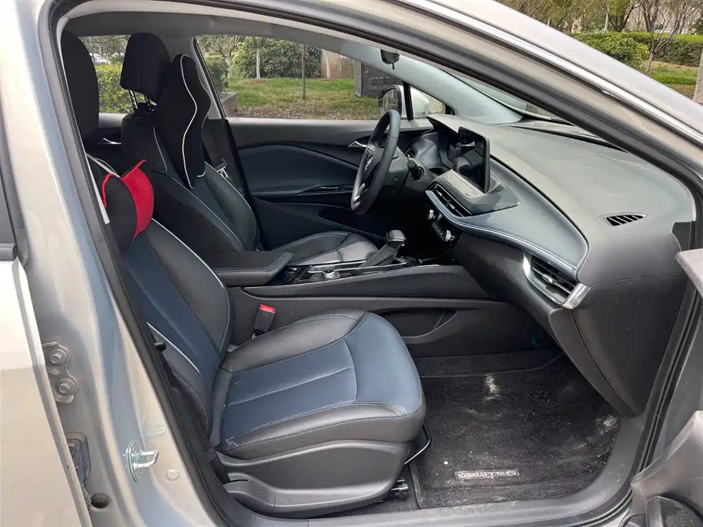 BUICK SLIGHTLY BLUE 6