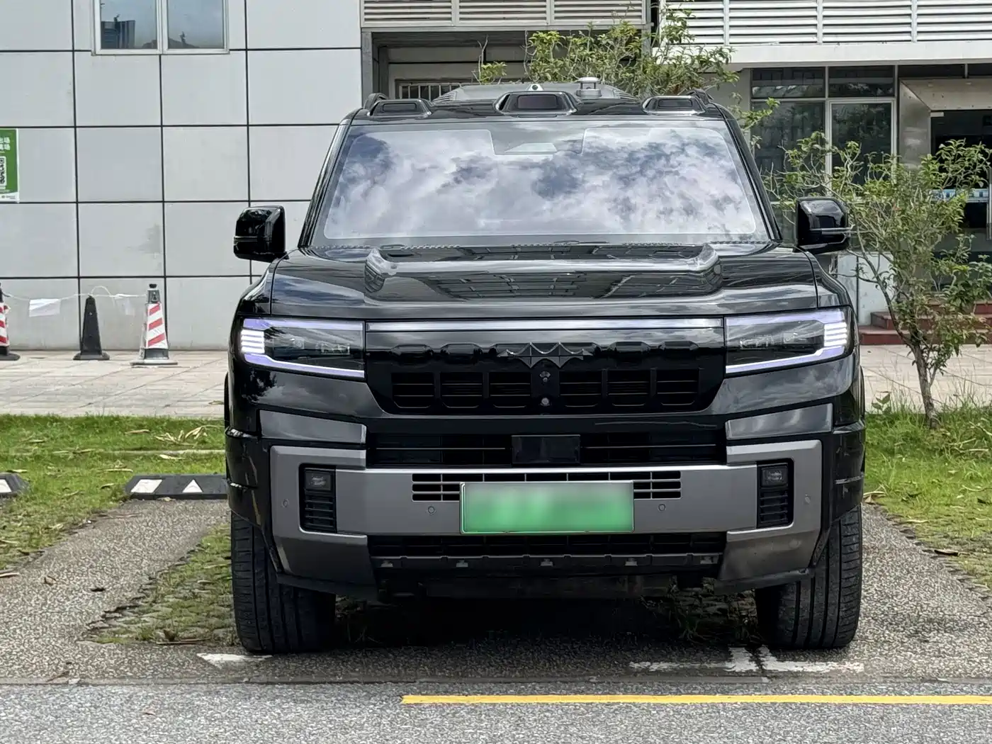 Fang Cheng Bao Leopard 8 2025 2025 Zhiyong Flagship Drone Edition 6-Seater