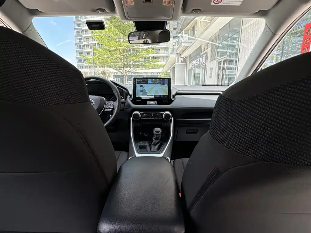 Toyota RAV4 Rongfang 2021 2.0L CVT 2WD Urban фото 25