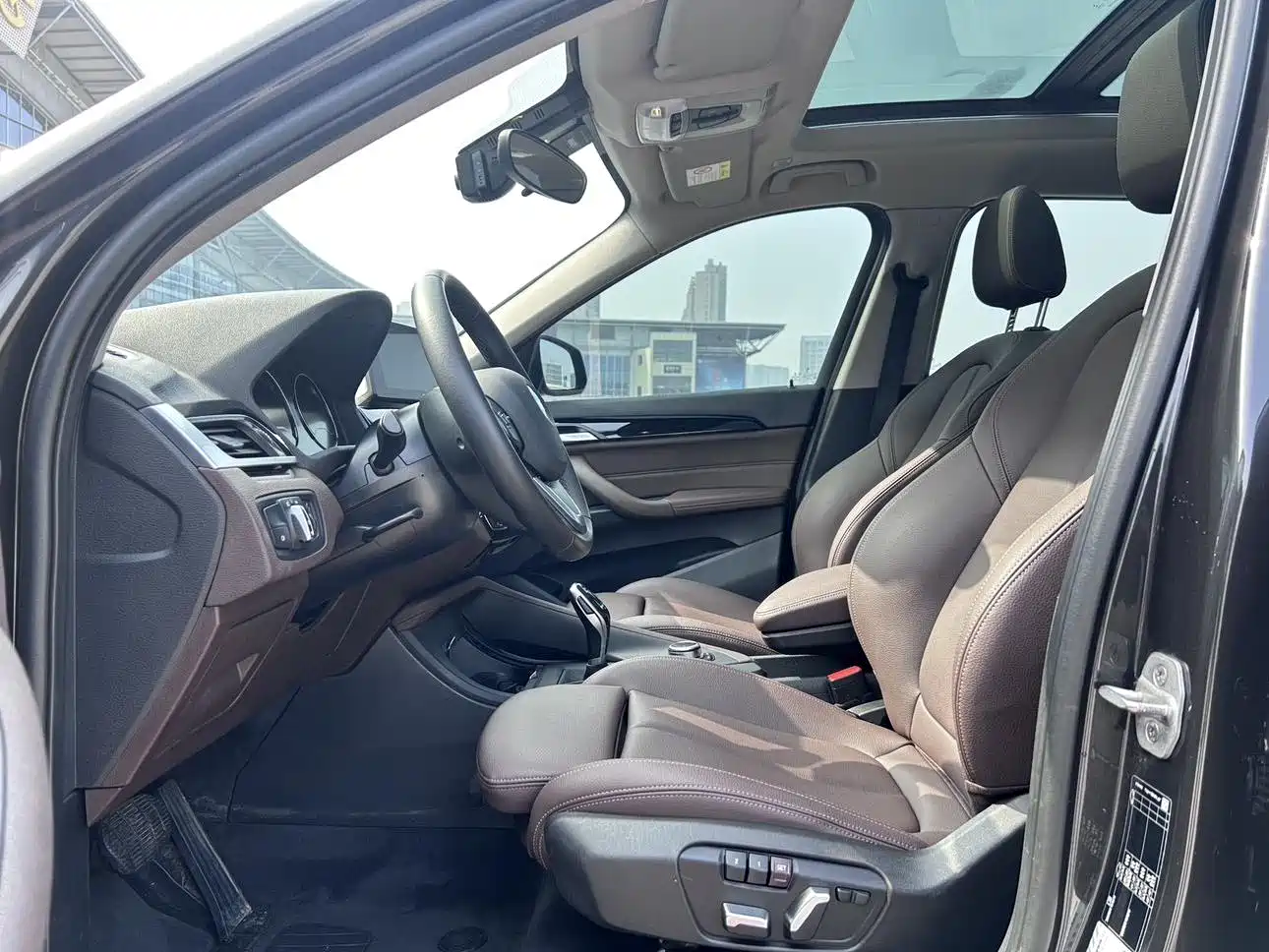 BMW X1 2021 sDrive20Li Fashion фото 9