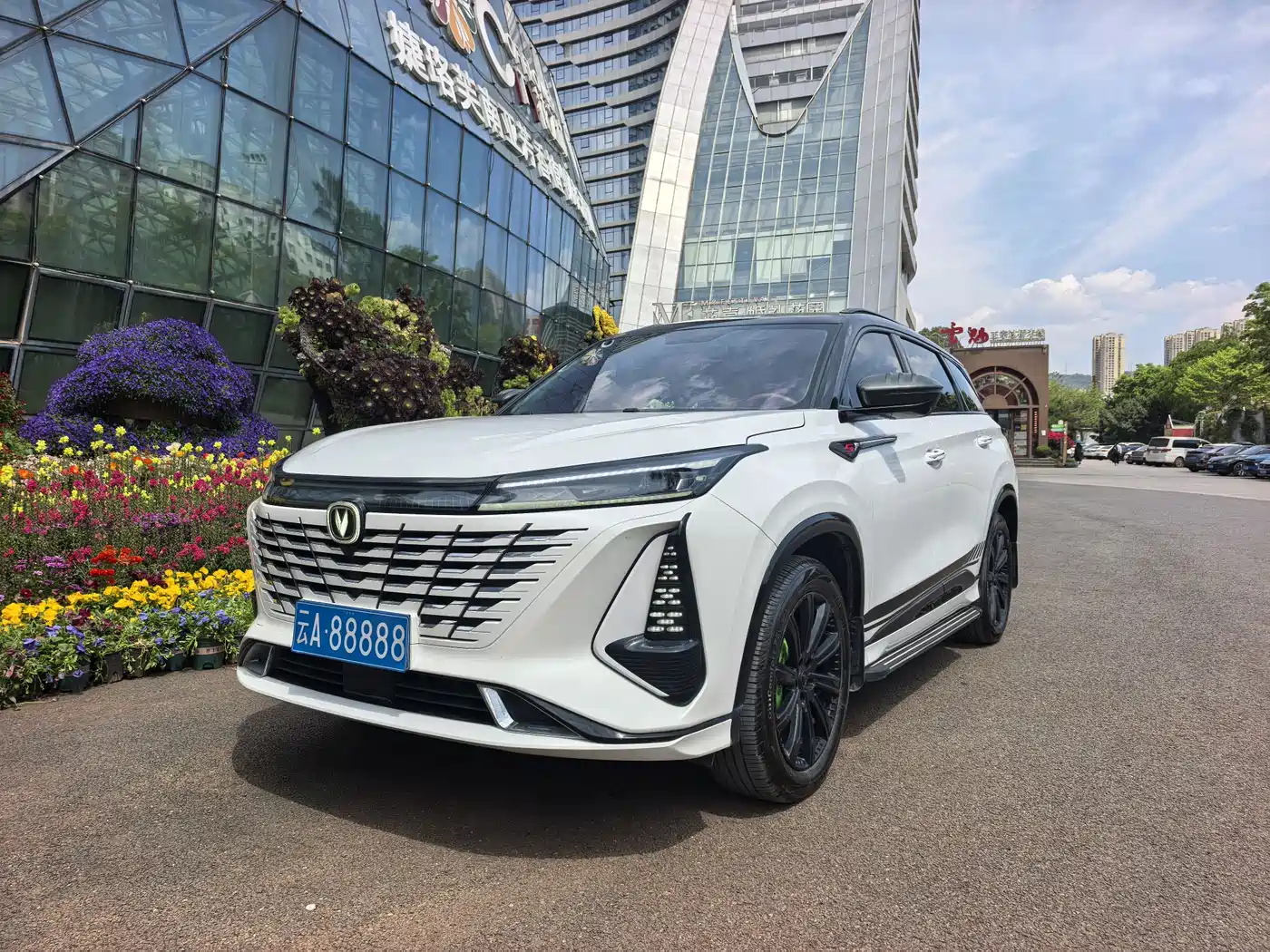 CHANG'AN CS75PLUS