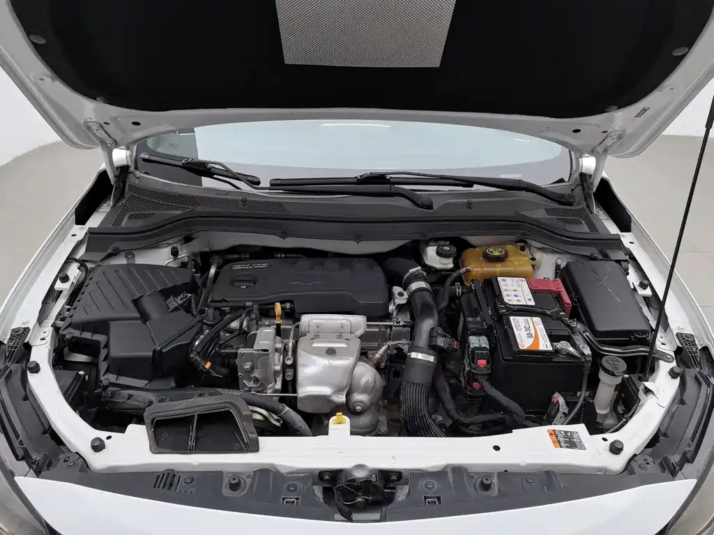Chevrolet Monza 2019 2019 RS 330T Auto Smooth Edition China VI