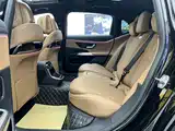 Фото 20 - Mercedes-Benz E-Class