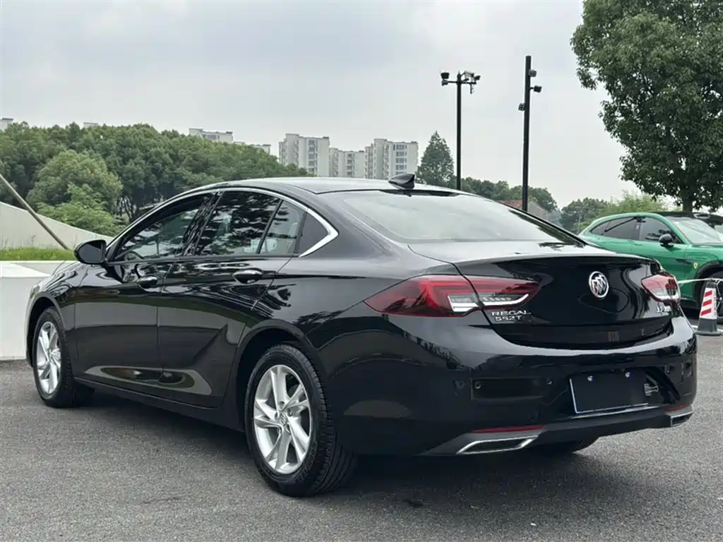 BUICK REGAL