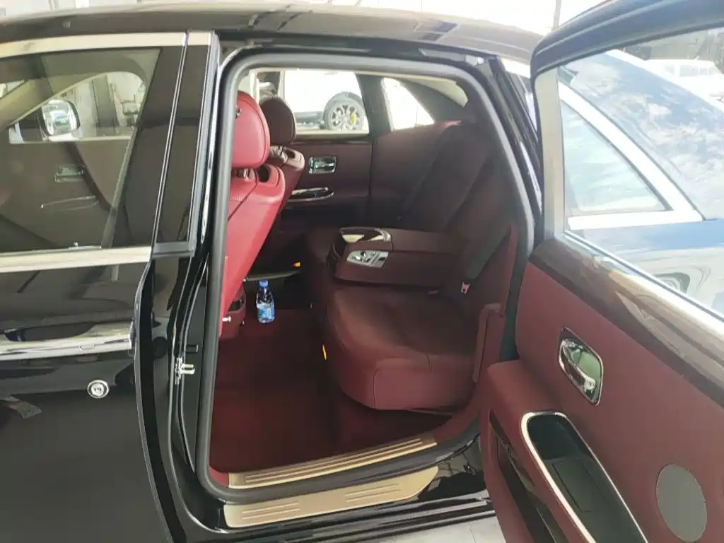 Rolls-Royce Ghost 2012 2010 Model 6.6T Standard