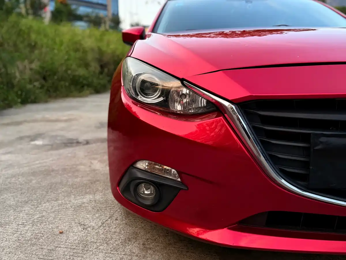 Фото 7 - Mazda Mazda 3