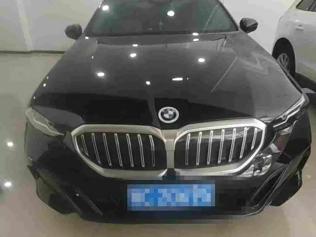 BMW 5 Series (Import) 2025 2024 Model 525i M Sport Package