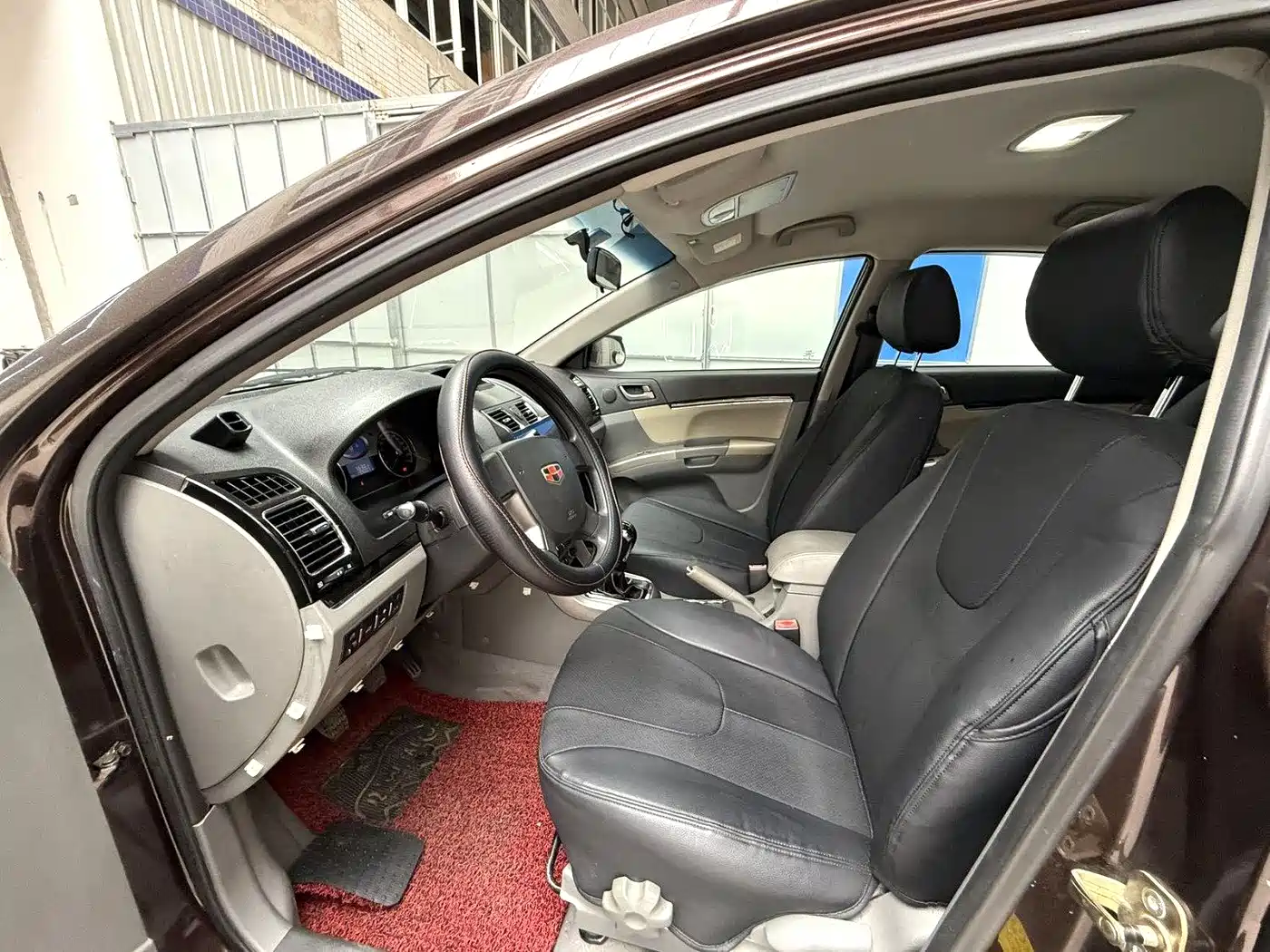 Geely Classic Emgrand 2012 2012 Sedan 1.8L Manual Luxury