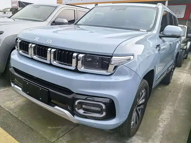 BAIC BJ BJ60 2.0T, Eleven, 7 мест