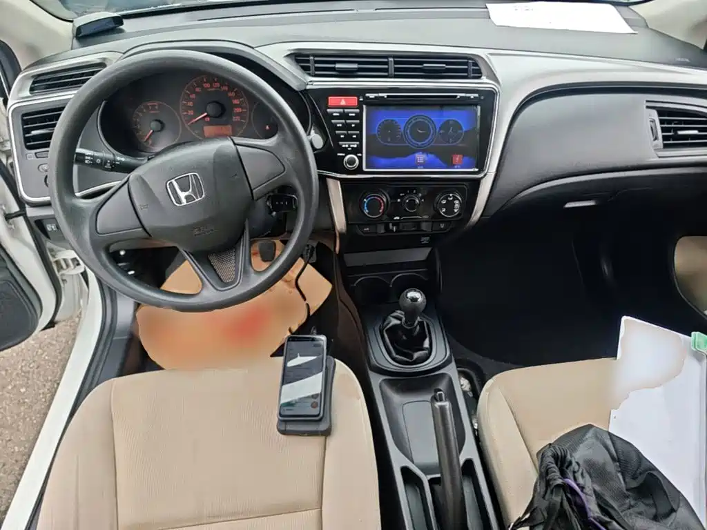 Фото 10 - Honda City