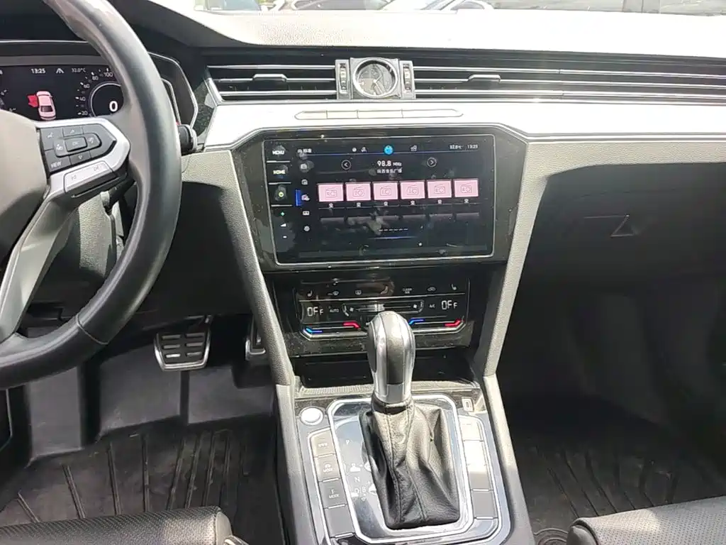 Volkswagen Magotan GTE Plug-in Hybrid 2023 2022 GTE Premium