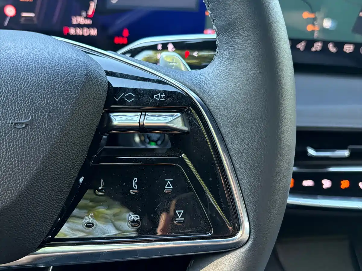 Cadillac CT6 2025 2023 28T Luxury Edition