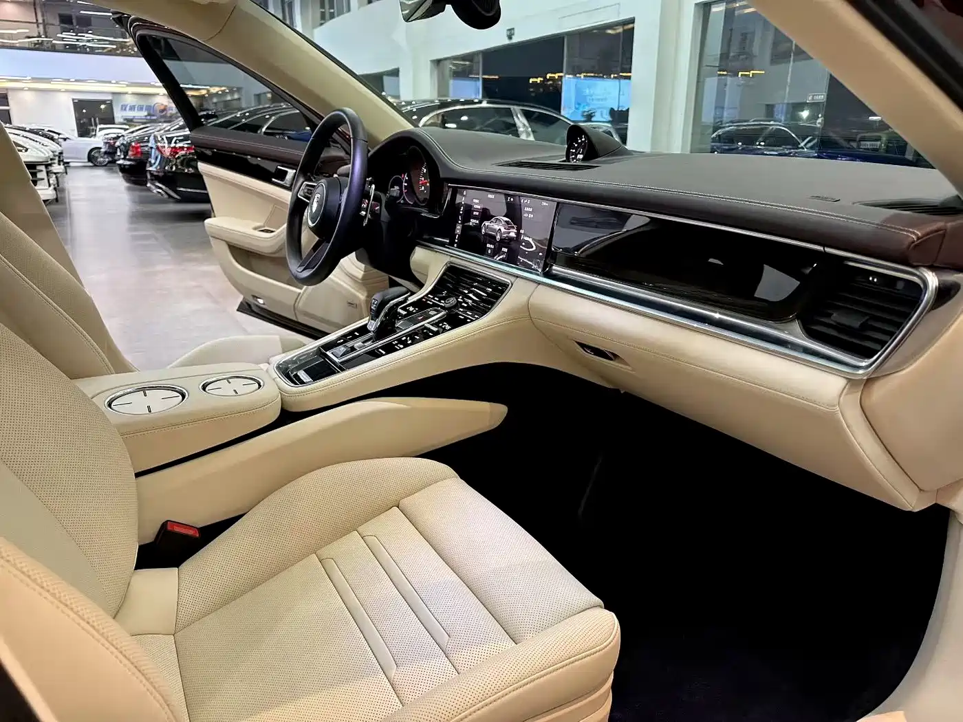 Porsche Panamera 2021 Model Panamera 2.9T фото 8