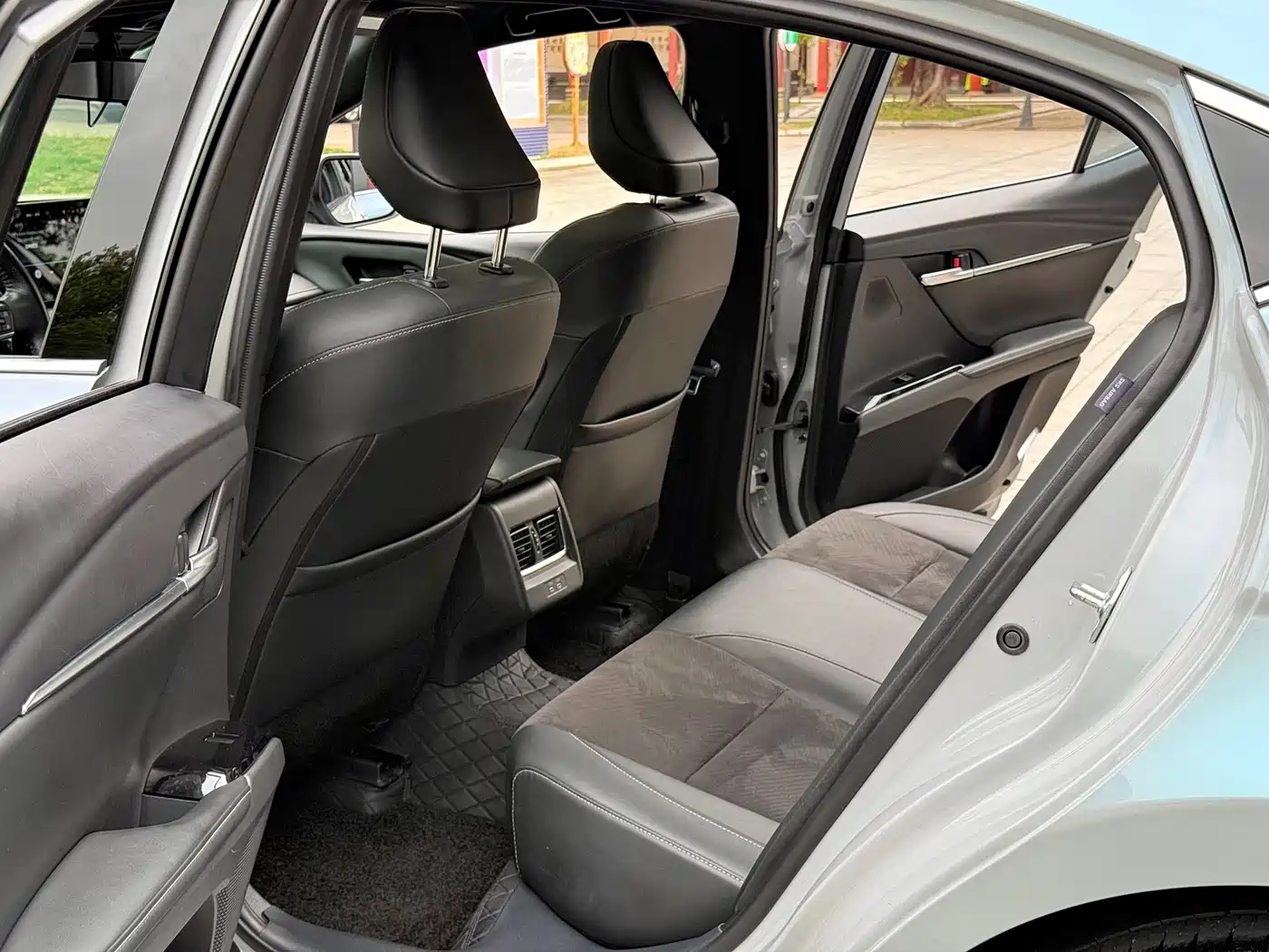 Toyota Camry 2024 2.0S Sport Edition фото 9
