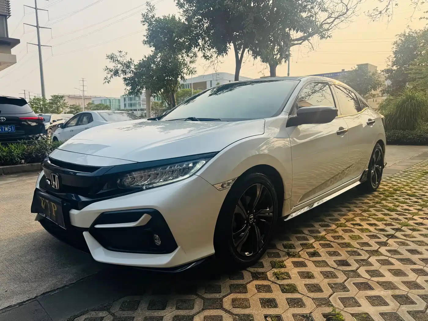 HONDA CIVIC