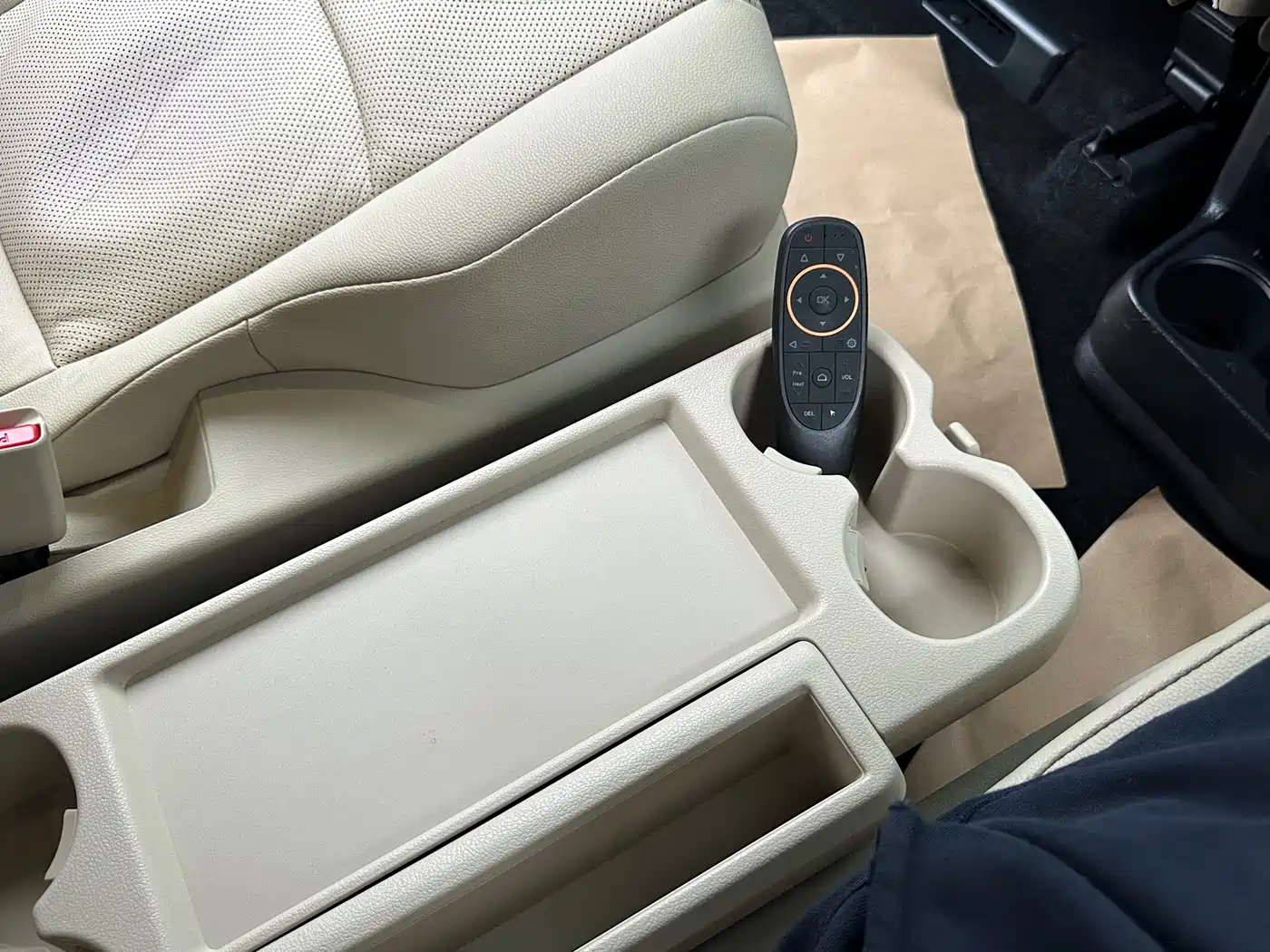 Toyota Sienna 2021 2.5L Hybrid Luxury Edition фото 10