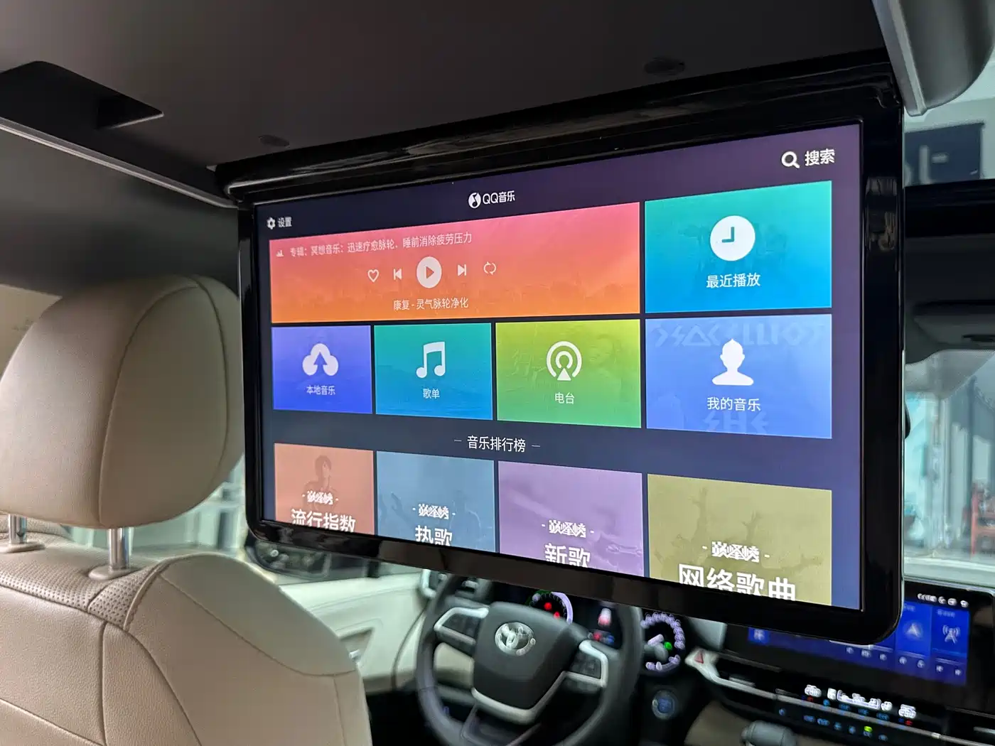 Toyota Sienna 2021 2.5L Hybrid Luxury Edition фото 11