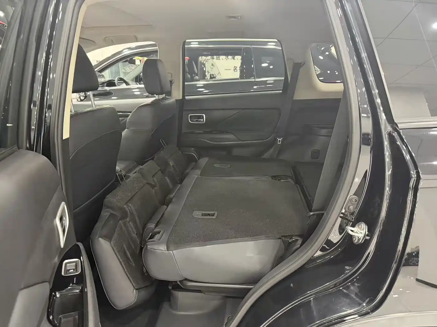 Mitsubishi Outlander 2021 2020 2.0L 2WD Premium 5-seater
