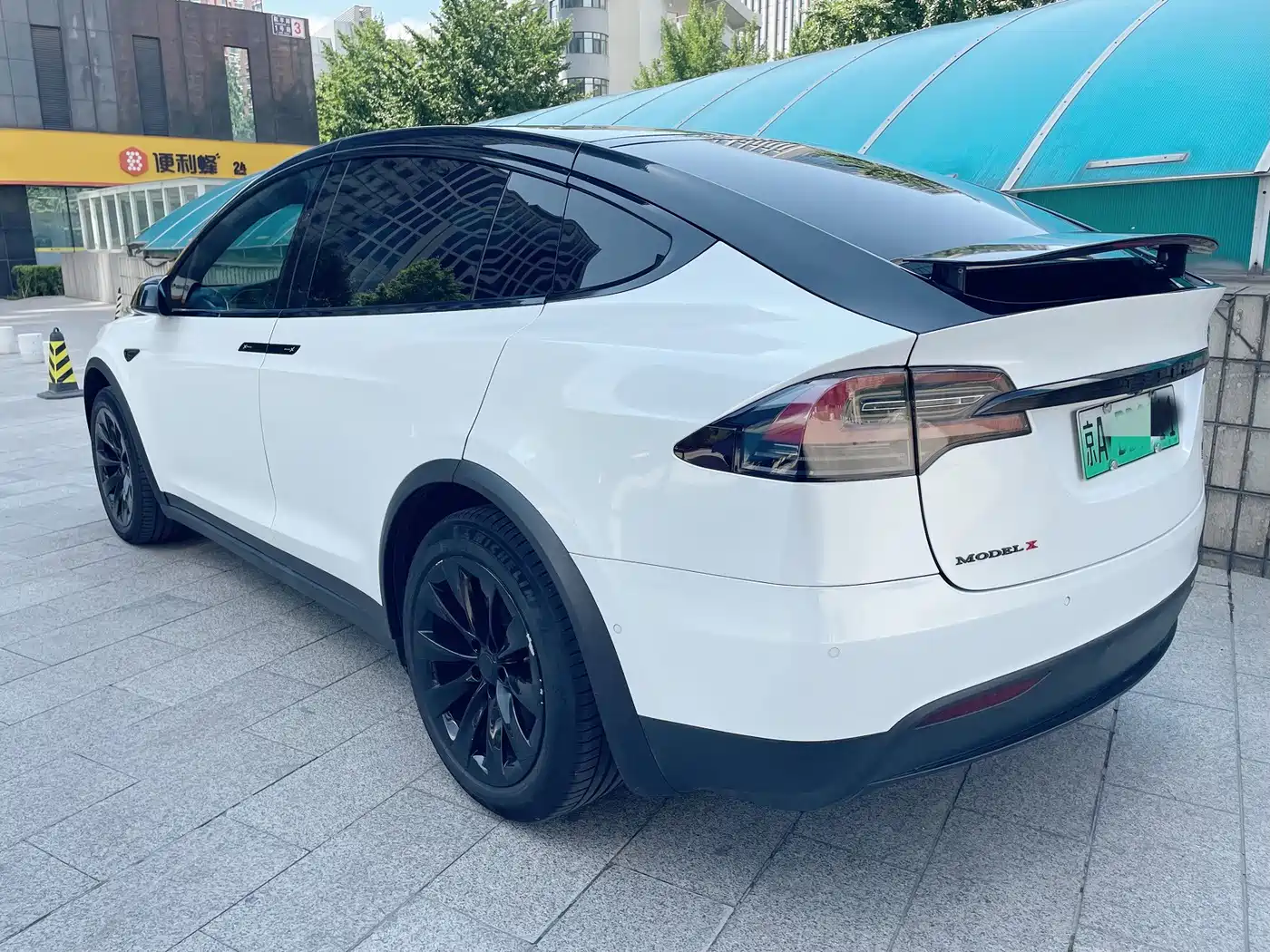 Tesla Model X 2017 2017 Model X 100D Long Range