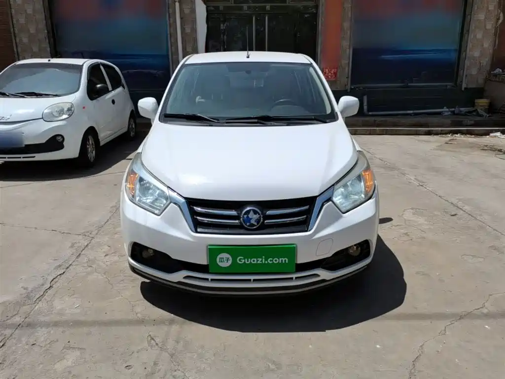 Venucia R50 2016 2015 1.6L Manual Fashion