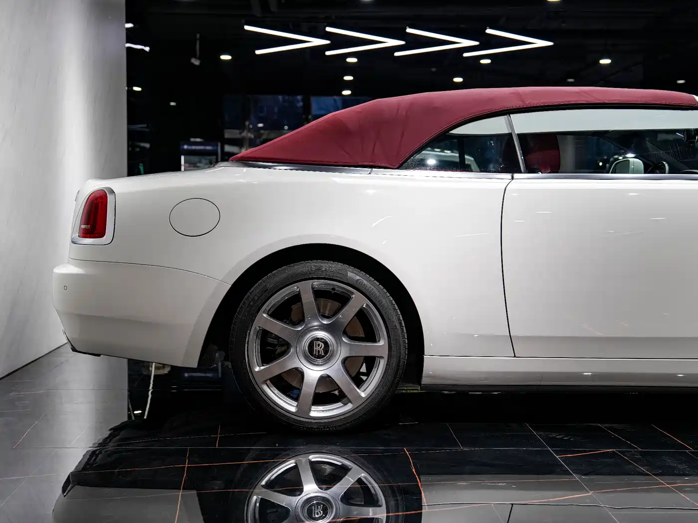 Rolls-Royce Dawn 2017 2015 6.6T Standard