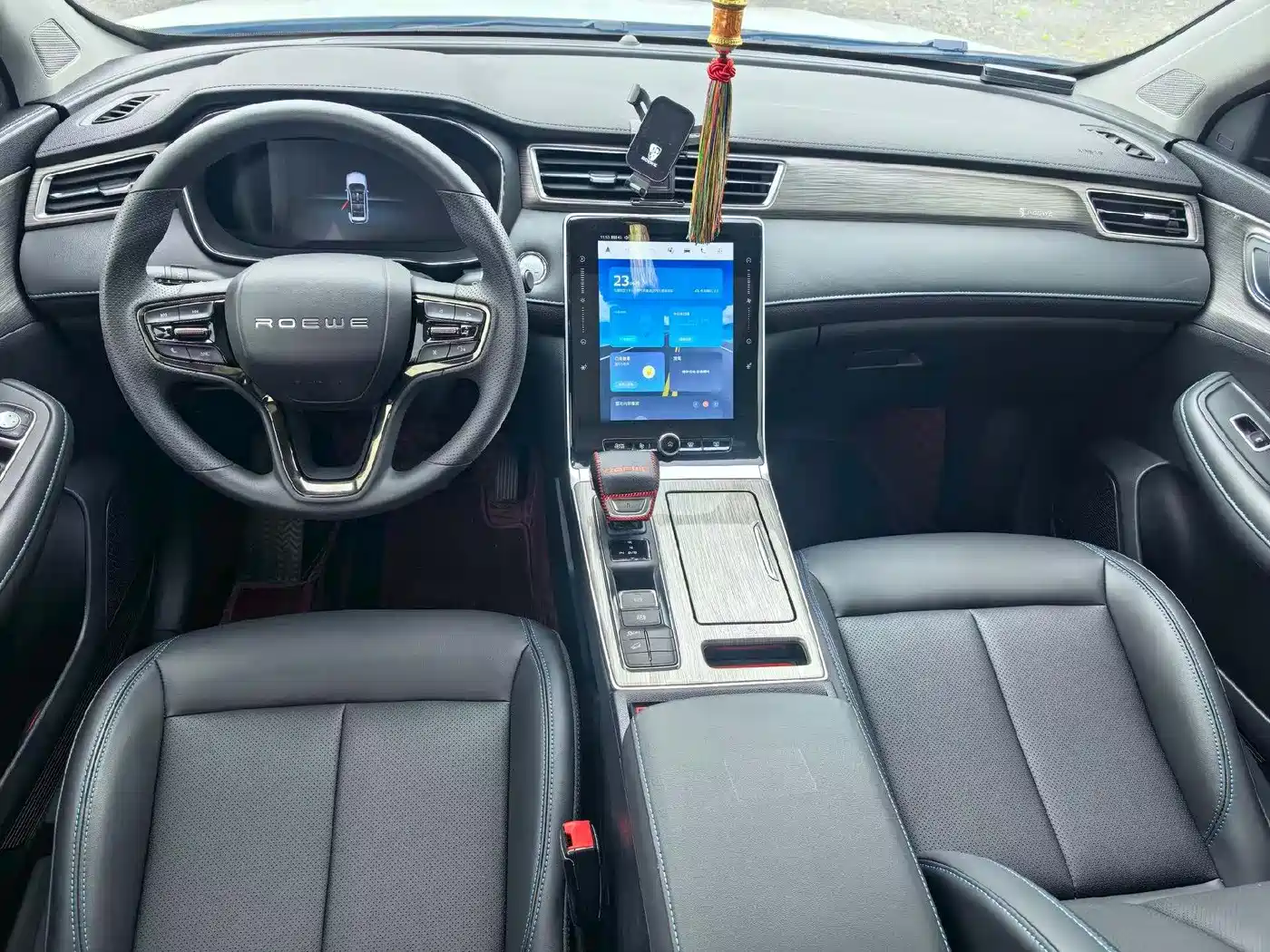 Roewe RX5 2025 2025 PLUS 330TGI Auto Trend-Setting Smart Edition