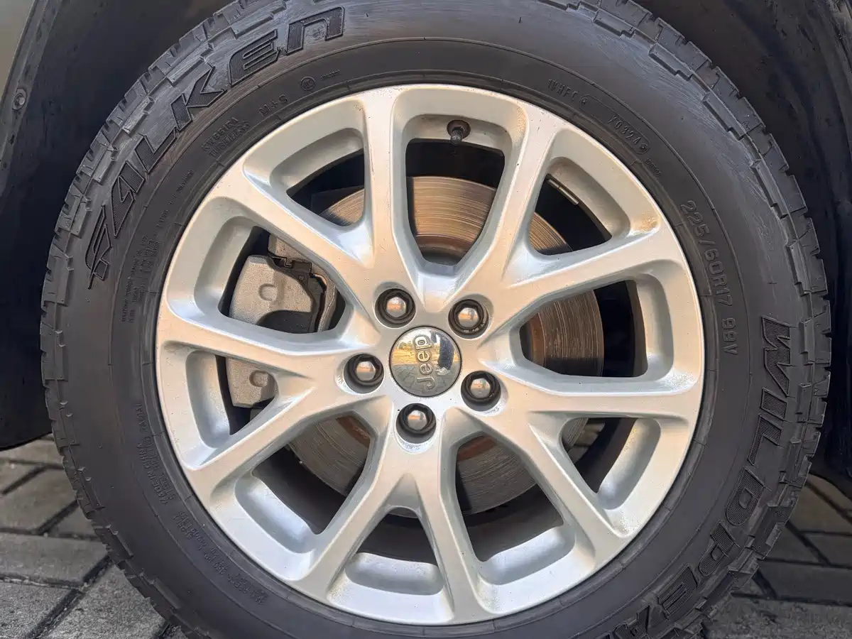 Jeep Cherokee 2019 2017 2.0L Superior Edition