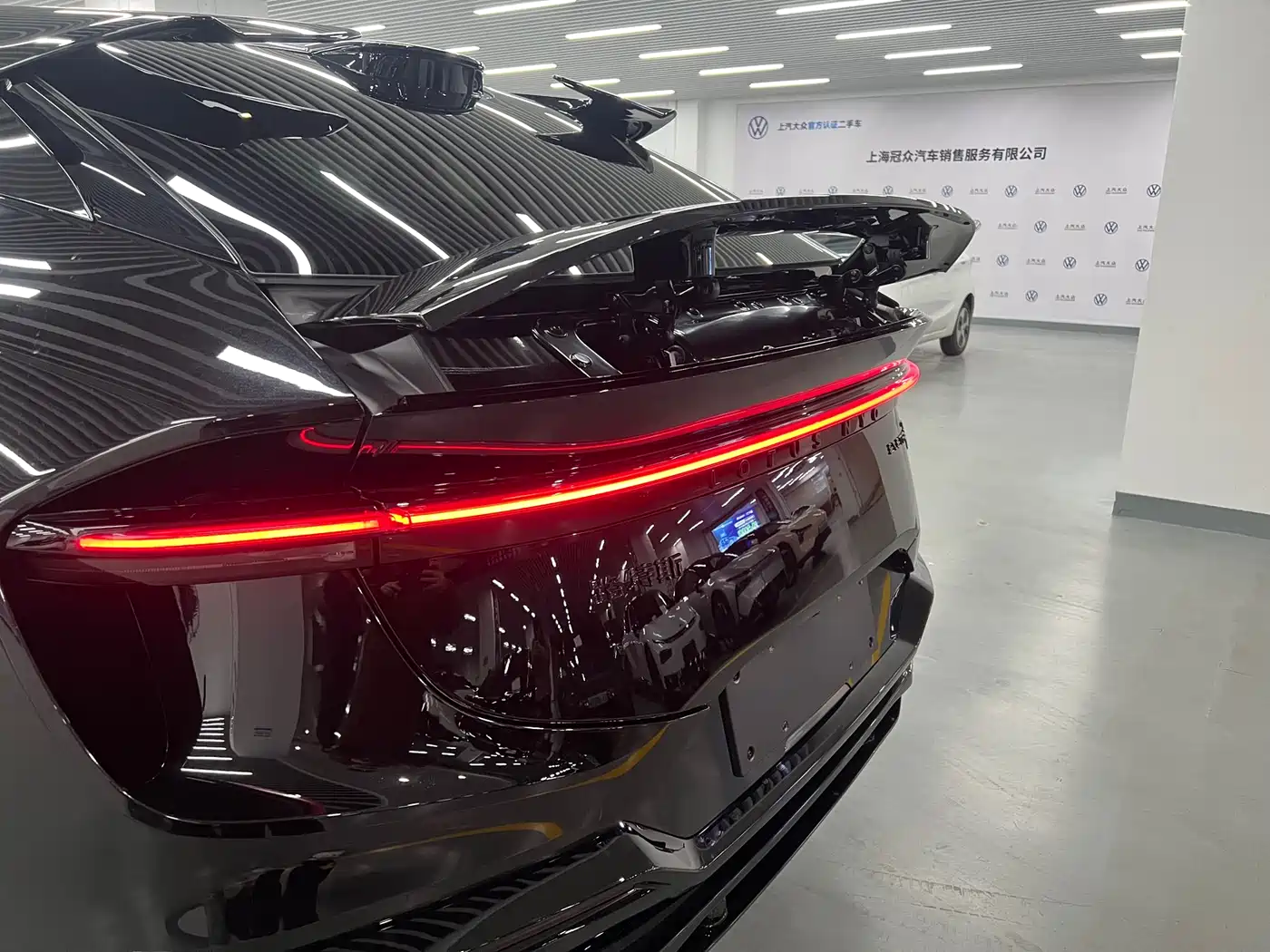 LOTUS SPORTS CAR ELETRE