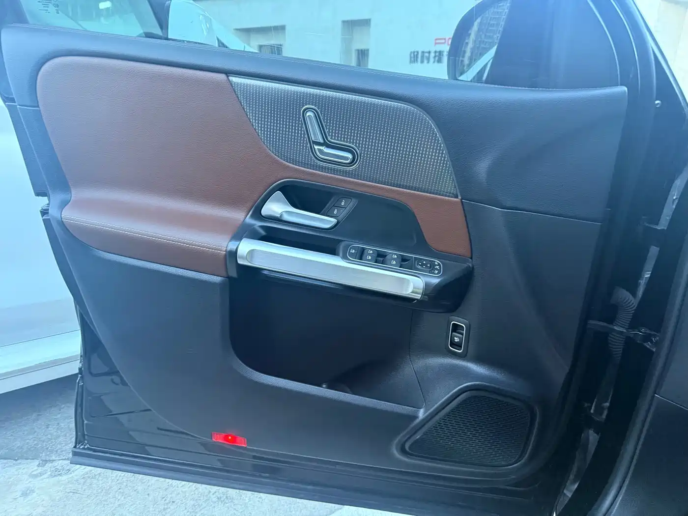 Mercedes-Benz GLB 2025 2026 GLB 220 Sport Style