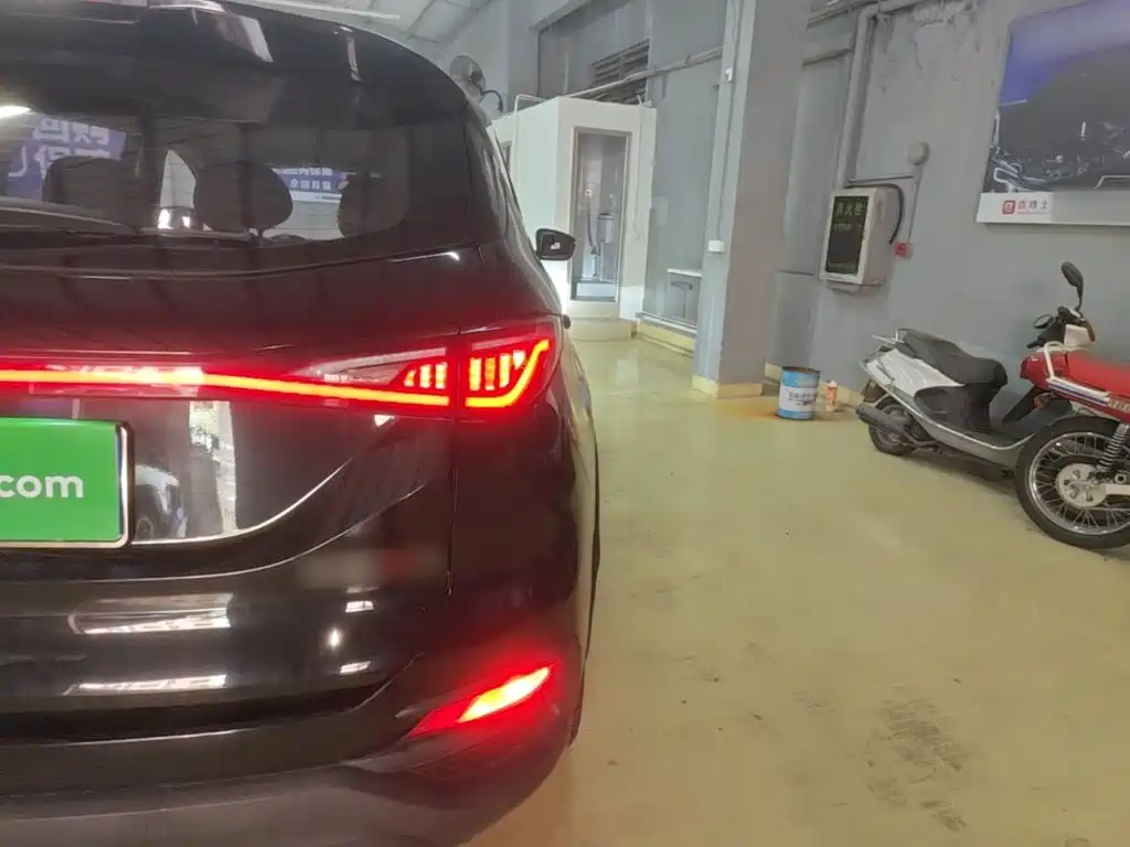Sehol X8 2022 2021 300T DCT Leading Smart Connect Edition 7-Seater