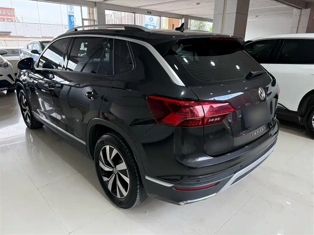 Volkswagen Tayron 2021 330TSI 2WD Luxury Smart Connect Plus фото 6