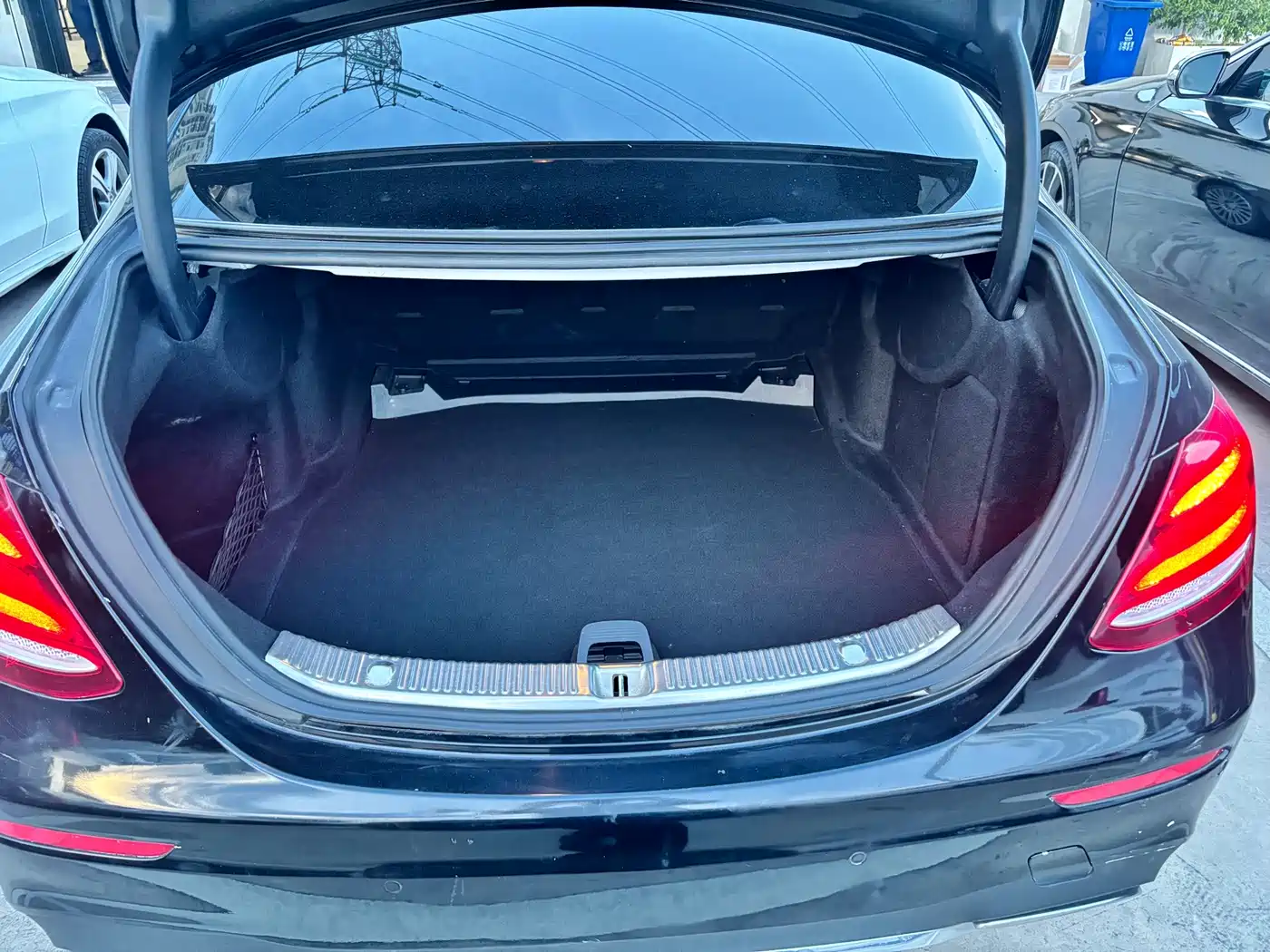 Фото 20 - Mercedes-Benz E-Class