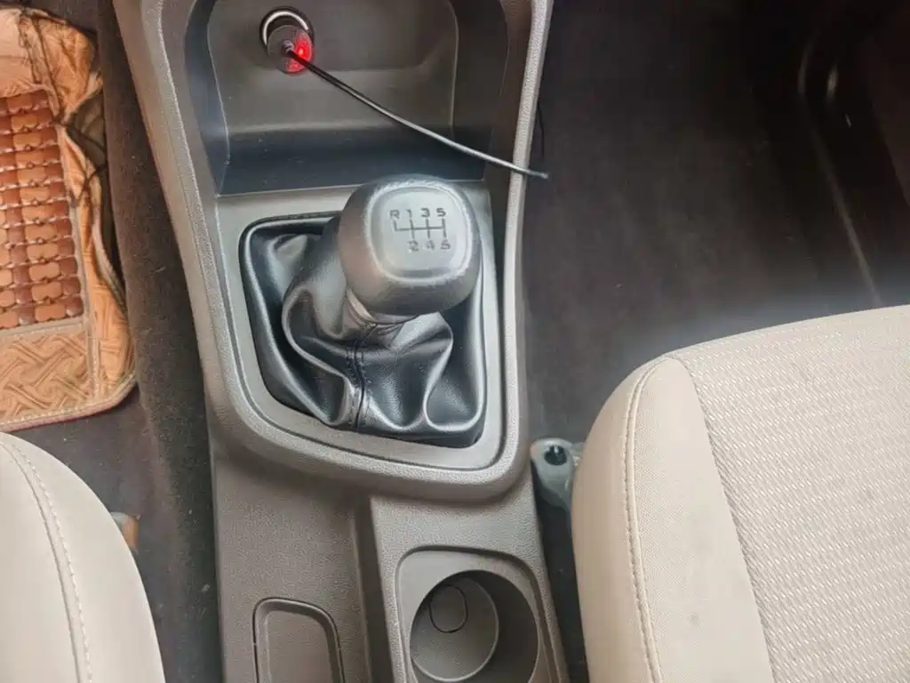 Wuling Motors Wuling Hongguang V 2024 2022 1.5L Power Take Edition Electric Power Steering LAR